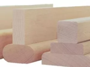 Profilés en hêtre de différentes formes